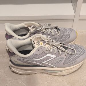 Diadora Gray and White Women's Sneakers